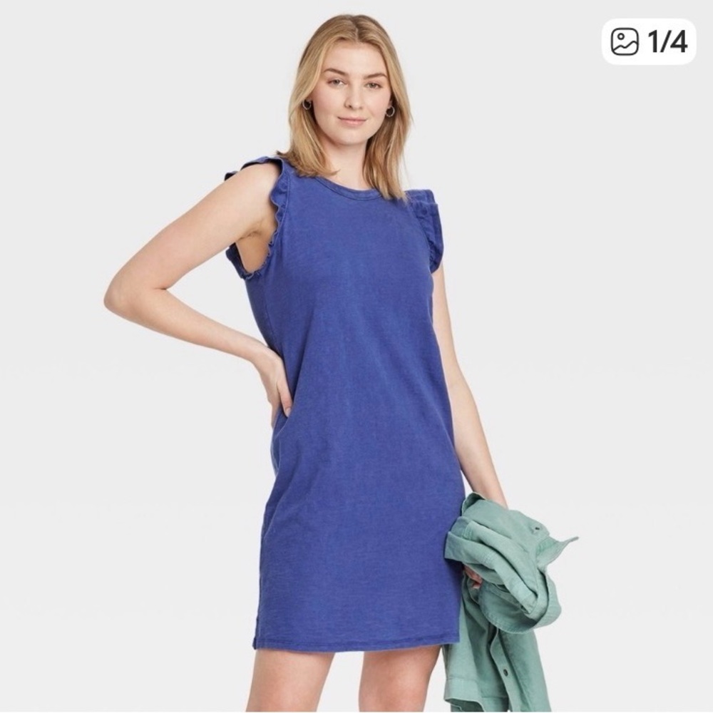 Universal Thread Gray Ruffle sleeve Dress